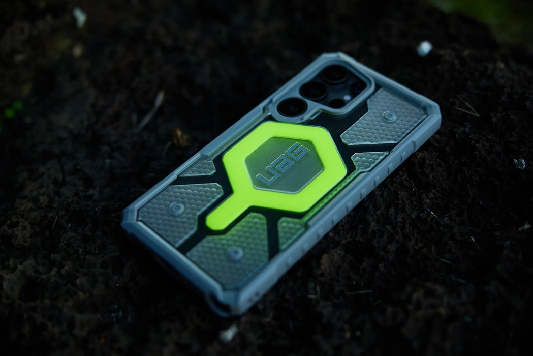 EAN 840283918810 - Urban Armor Gear Pathfinder Clear Active Neon Case funda para teléfono móvil 17,3 cm (6.8") Transparente,  imagen 6