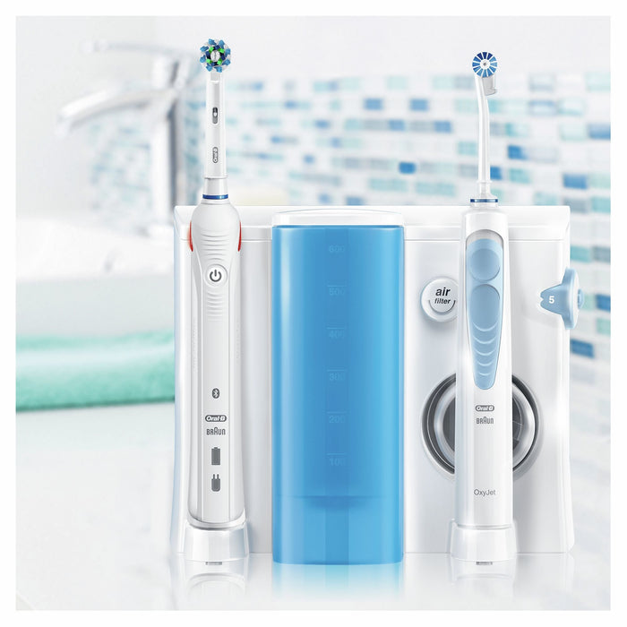 EAN 4210201196648 - Oral-B Smart 5000 + Oxyjet Adulto Cepillo dental oscilante Azul, Blanco imagen 7