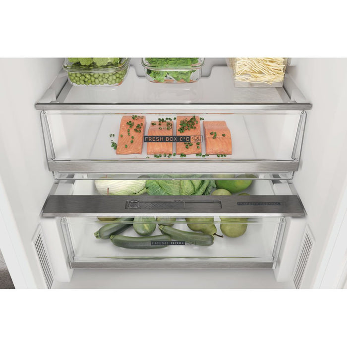 EAN 8003437904127 - Whirlpool W7X 93A W Independiente 367 L Blanco imagen 11