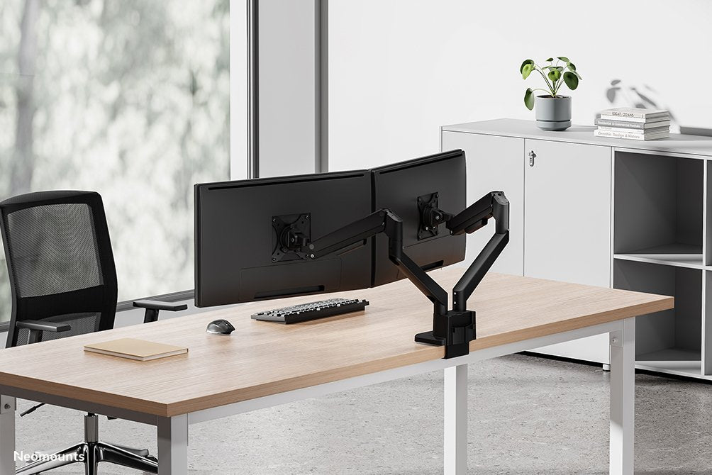 EAN 8717371442996 - Neomounts DS70-250BL2 soporte para monitor 81,3 cm (32") Escritorio Negro imagen 19