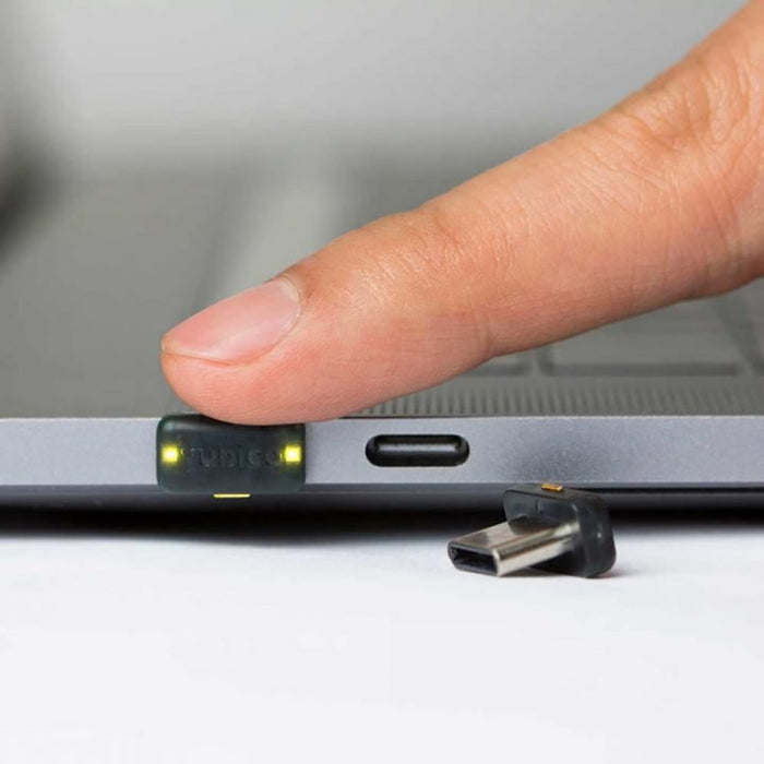 EAN 5060408461518 - Yubico YubiKey 5C Nano imagen 3