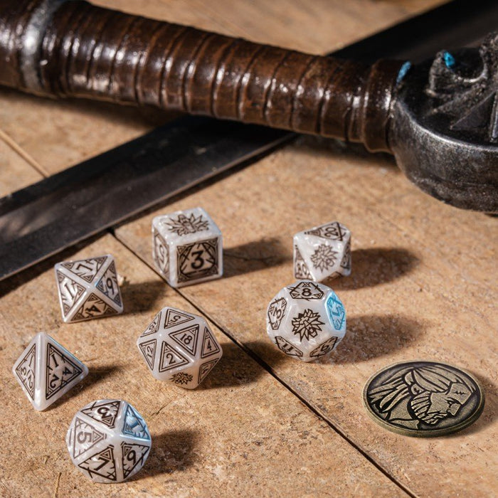 EAN 5907699496105 - Q-workshop The Witcher Dice Set. Geralt imagen 3
