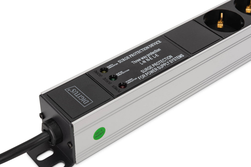 EAN 4016032501657 - Digitus DN-95438 unidad de distribución de energía (PDU) 9 salidas AC 1U Negro, Plata imagen 2