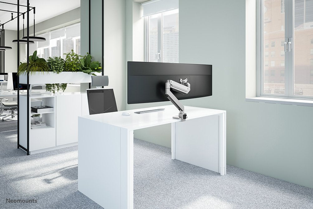 EAN 8717371447816 - Neomounts NM-D775SILVERPLUS soporte para monitor 124,5 cm (49") Escritorio Plata imagen 12