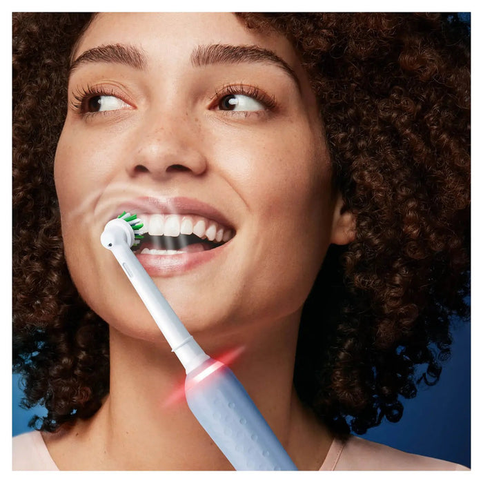 EAN 8006540759752 - Oral-B Pro 3 3000 Cross Adulto Cepillo dental oscilante Azul imagen 4