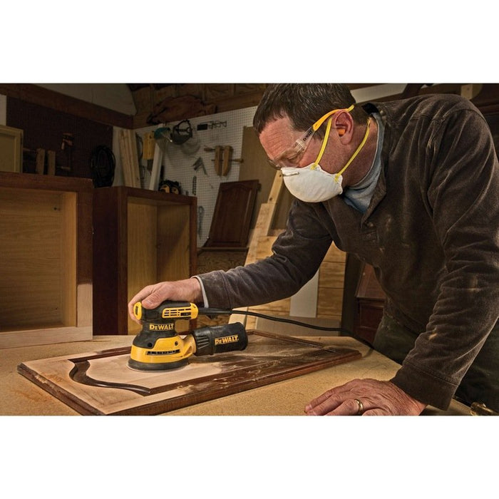 EAN 5035048553954 - DeWALT DWE6423-QS lijadora portátil Lijadora orbital 12000 OPM Negro, Amarillo 280 W imagen 13