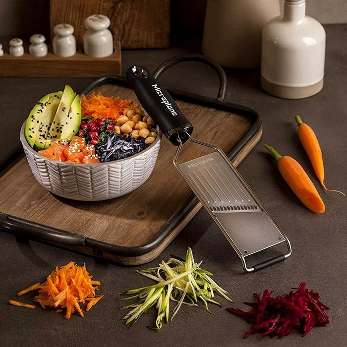 EAN 98399450414 - Microplane 45041 cortador de verduras en espiral o rallador manual Rallador plano Negro, Acero inoxidable imagen 3