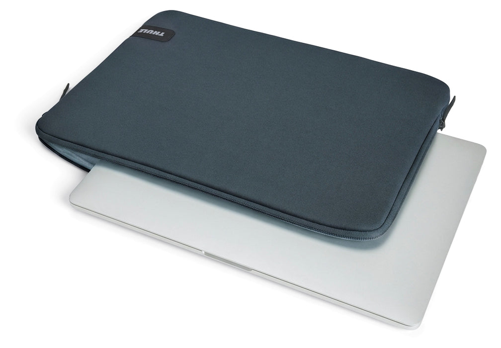 EAN 85854262088 - Thule TKSM114 DARKEST BLUE 35,6 cm (14") Funda Azul oscuro imagen 7