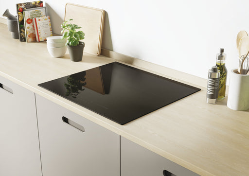 EAN 8059019052502 - Candy Moderna CI633MCBB Negro Integrado 60 cm Con placa de inducción 3 zona(s) imagen 2
