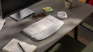 EAN 5099206117426 - Logitech 920-012284 teclado Oficina RF Wireless + Bluetooth QWERTZ Alemán Blanco imagen 9