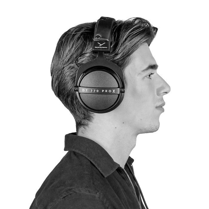 EAN 4010118001543 - Beyerdynamic DT 770 PRO X Auriculares Alámbrico Diadema Escenario/Estudio Gris, Negro imagen 4