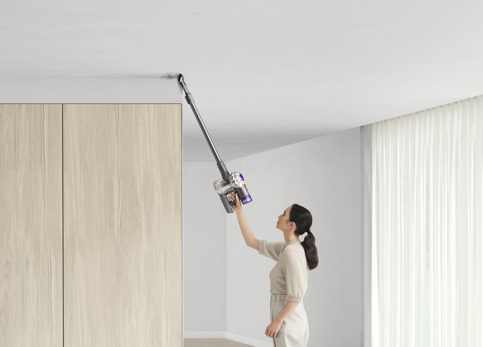 EAN 5025155106365 - Dyson V8 Advanced Aspiradora escoba 2 en 1 Batería Secar Sin bolsa Níquel, Plata imagen 19