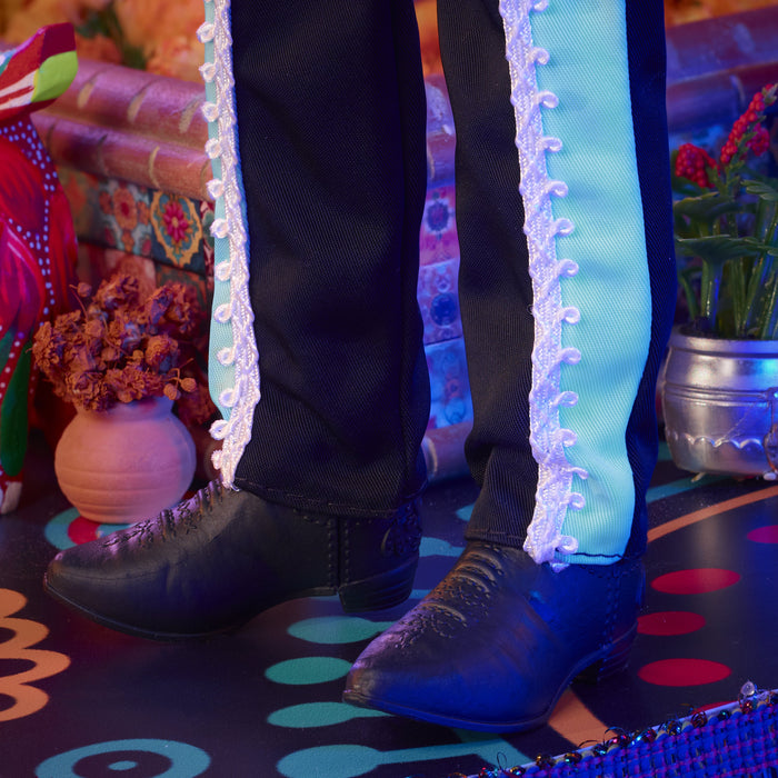 EAN 0194735181223 - Barbie Signature HRM73 muñeca imagen 18