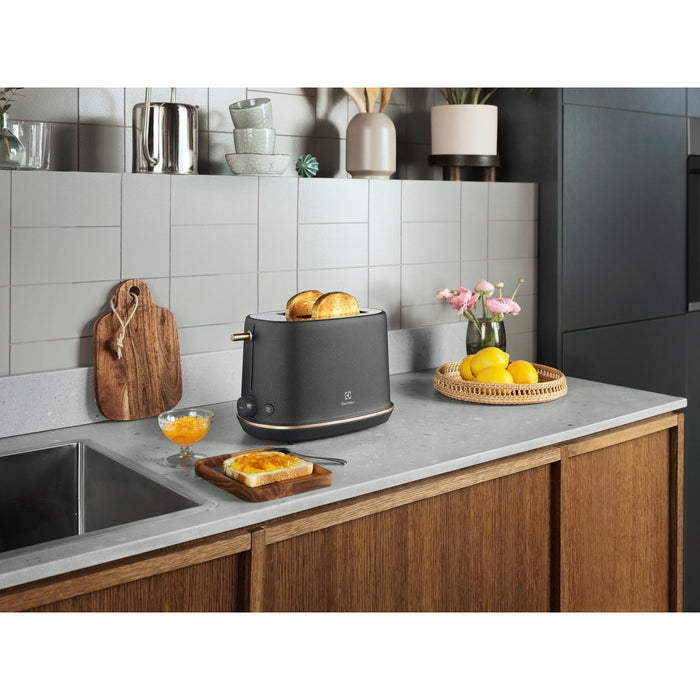 EAN 7332543723867 - Electrolux E7T1-6BP 2 rebanada(s) 980 W Negro imagen 11