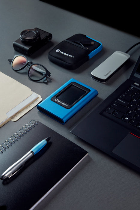 EAN 0740617328431 - Kingston Technology IronKey Vault Privacy 80 USB Tipo C 3.2 Gen 1 (3.1 Gen 1) Azul imagen 10