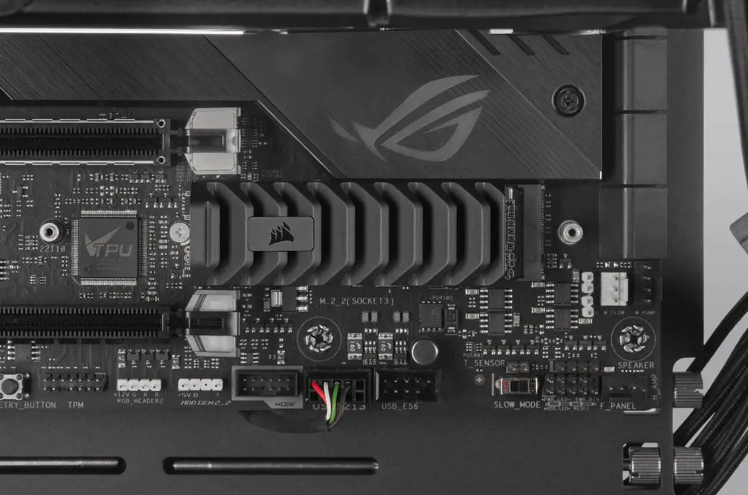 EAN 0840006696551 - Corsair MP600 PRO XT 8 TB M.2 PCI Express 4.0 NVMe 3D TLC NAND imagen 4