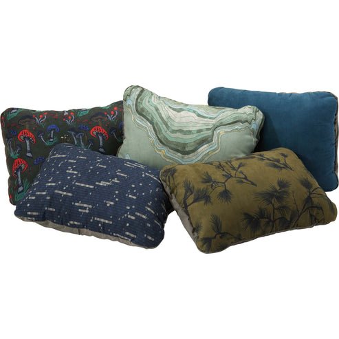 EAN 0040818142219 - Therm-a-Rest Compressible Pillow Cinch almohada de viaje Azul oscuro imagen 2