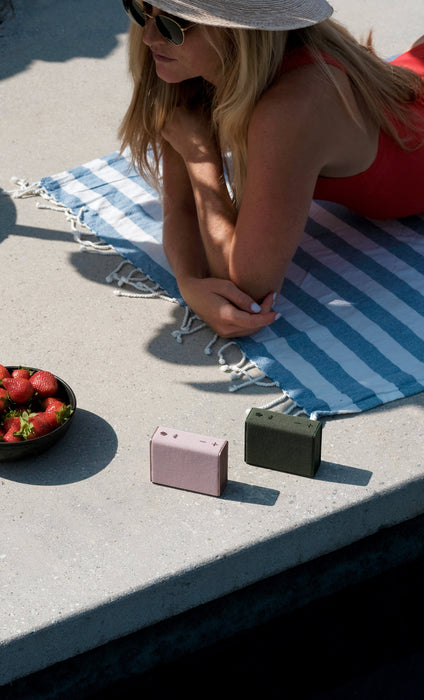 EAN 7350088302811 - Urbanista Sydney Altavoz monofónico portátil Negro 3 W imagen 5