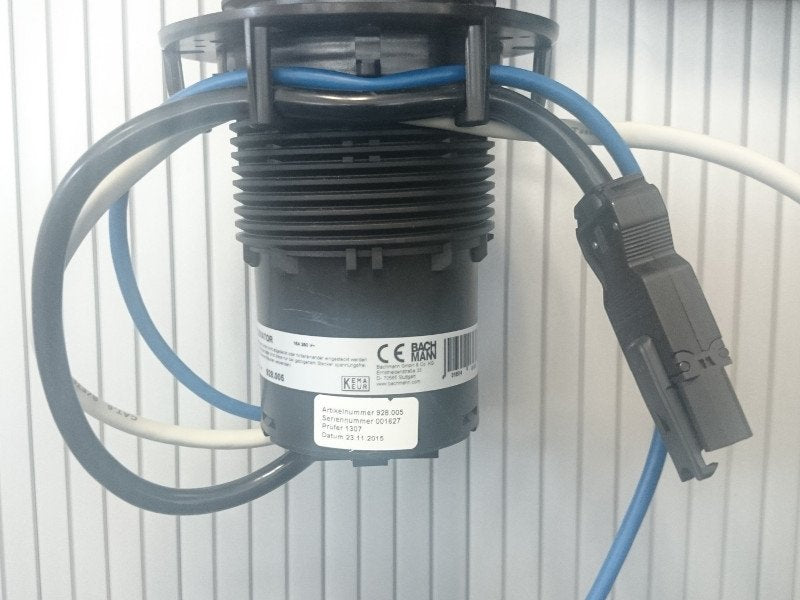 EAN 4057298097447 - Bachmann 928.0050 toma de corriente AC + RJ-45 + USB A Negro, Cromo imagen 8