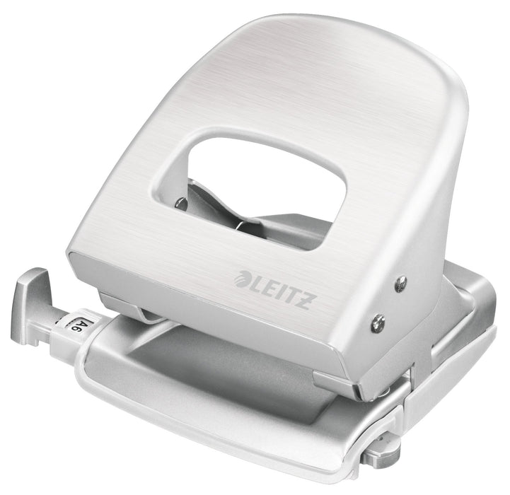 EAN 4002432107339 - Leitz NeXXt perforador de papel 30 hojas Blanco imagen 1