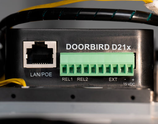 EAN 4260423869134 - DoorBird D2100E sistema de intercomunicación de video Negro imagen 2