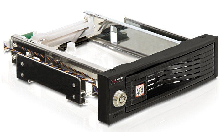 EAN 4043619471911 - DeLOCK 5.25" Mobile Rack 8,89 cm (3.5") Montado en la pared Negro imagen 1