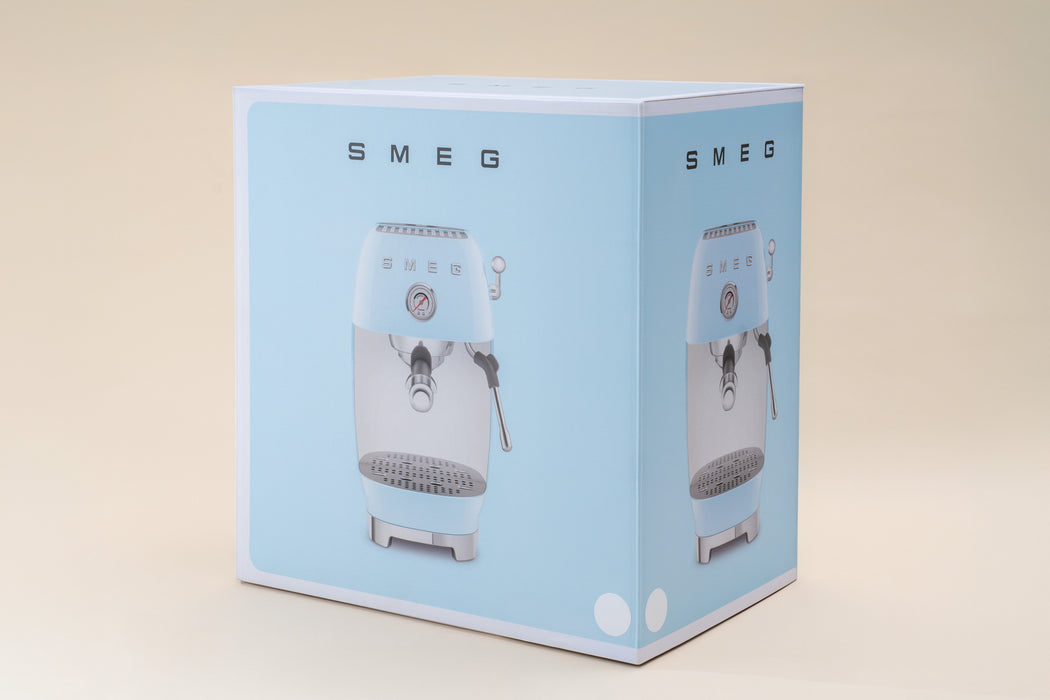 EAN 8017709349479 - Smeg ECF03CREU cafetera eléctrica Semi-automática Máquina espresso 1,4 L imagen 21
