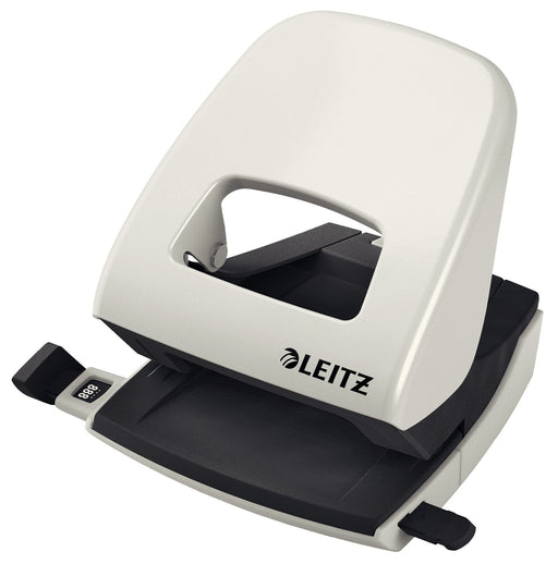 EAN 4002432310333 - Leitz NeXXt 50080085 perforador de papel 30 hojas Negro, Gris imagen 1
