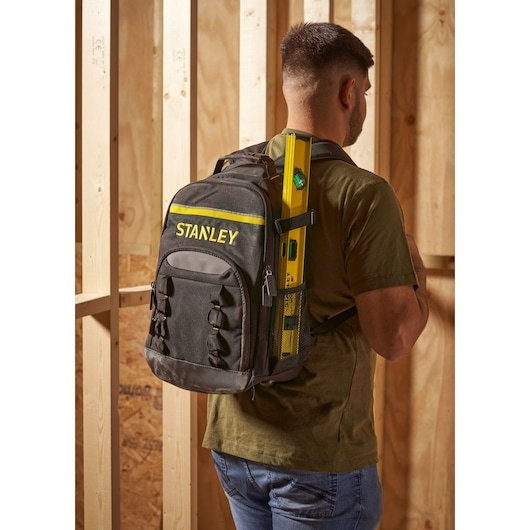 EAN 3253561723353 - Stanley STST1-72335 mochila Mochila de senderismo Negro, Amarillo Nylon imagen 3