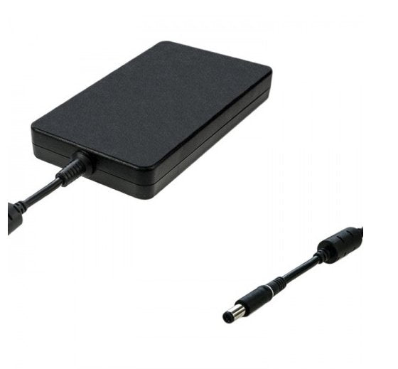 EAN 5901878517483 - Qoltec 51748 adaptador e inversor de corriente Interior 240 W Negro imagen 1