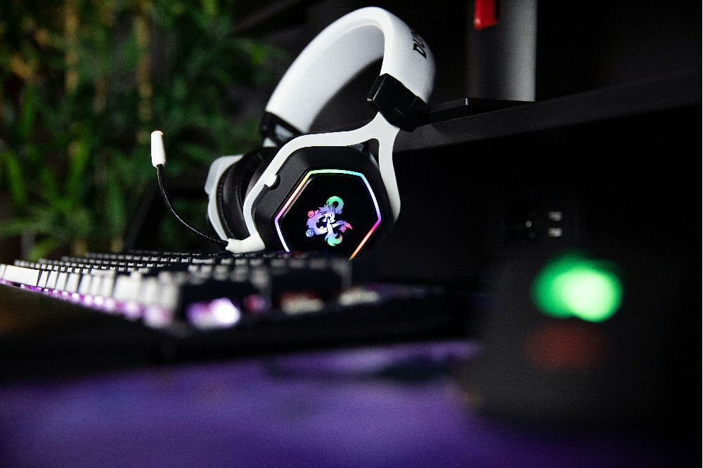 EAN 3328170292399 - Konix 82381120335 auricular y casco Auriculares Alámbrico Diadema Juego USB tipo A Negro, Blanco imagen 7