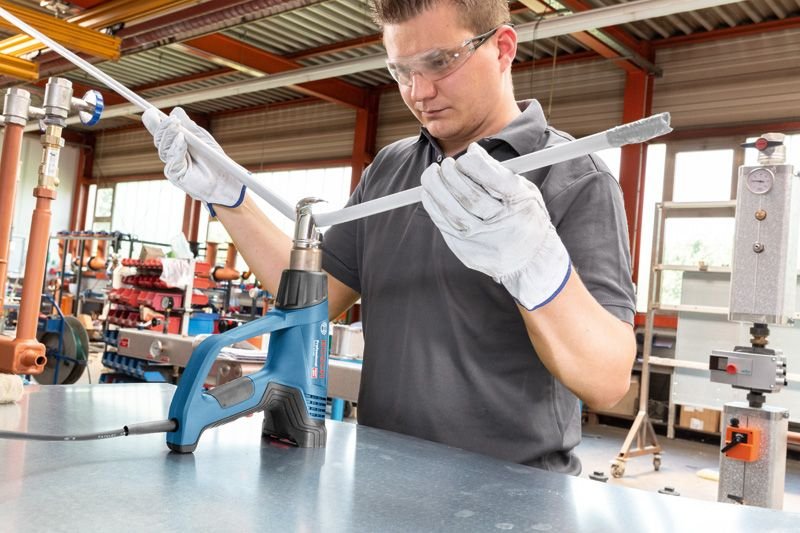 EAN 4053423303964 - Bosch GHG 23-66 Professional Pistola de aire caliente 500 l/min 650 °C 2300 W Azul imagen 5