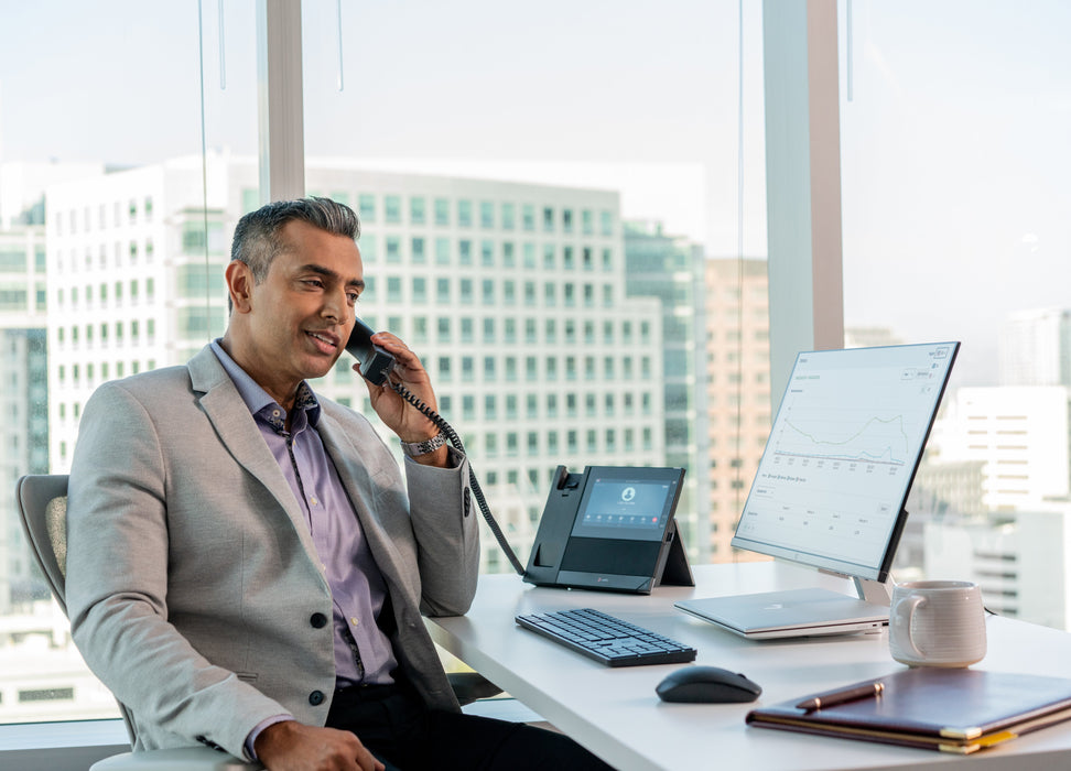 EAN 0197497342802 - HP Poly CCX 600 Business Media Phone with Open SIP and PoE-enabled teléfono IP Negro 24 líneas LCD Wifi imagen 3