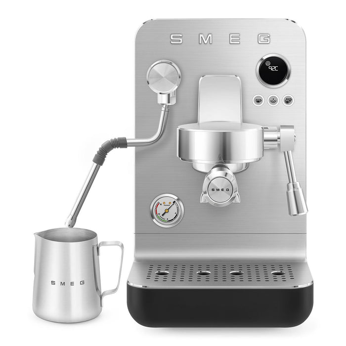 EAN 8017709346935 - Smeg EMC02BLMEU cafetera eléctrica Manual Máquina espresso 1,7 L imagen 8