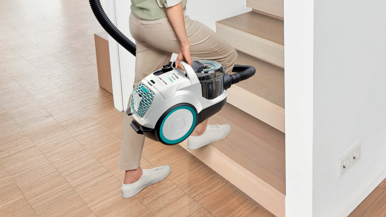 EAN 4242005284580 - Bosch Serie 4 BGC21HYG1 aspiradora 2 L Aspiradora cilíndrica Secar 550 W Sin bolsa imagen 2