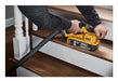 EAN 5035048793848 - DeWALT DCW220NT-XJ lijadora portátil Lijadora de banda Negro, Amarillo imagen 9