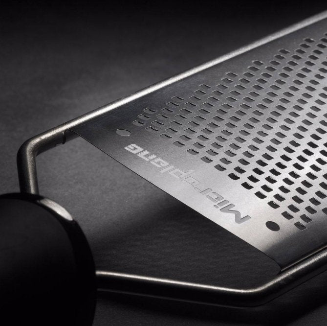 EAN 98399450049 - Microplane 45004 Rallador plano Negro, Acero inoxidable imagen 4