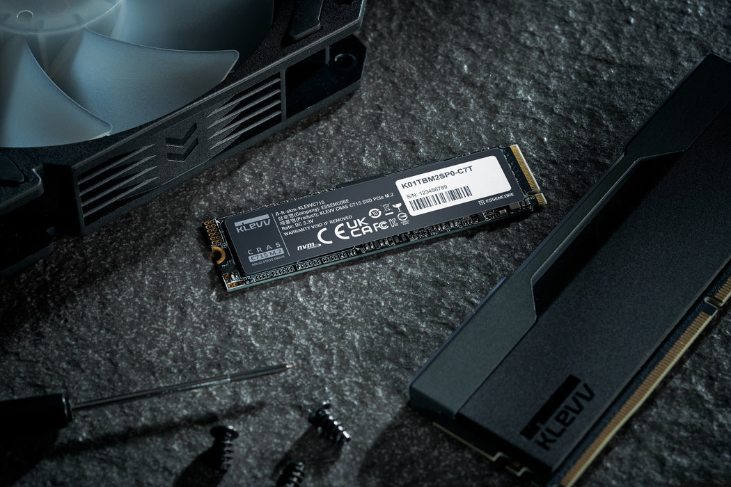 EAN 4895194901792 - Klevv CRAS C715 256 GB M.2 PCI Express 3.0 NVMe 3D TLC NAND imagen 17