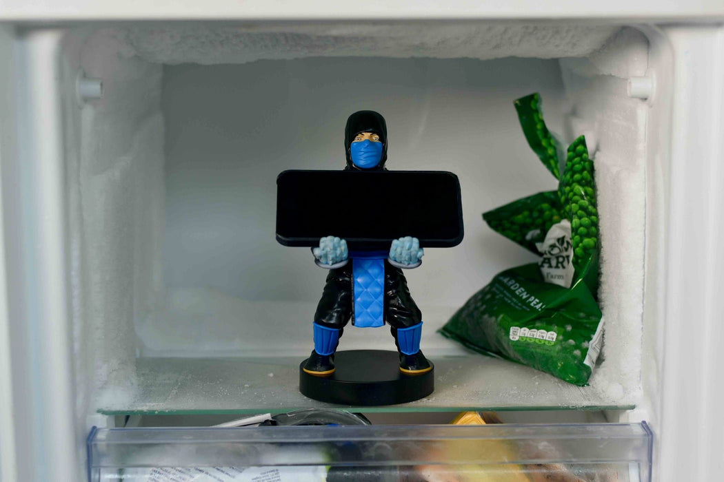 EAN 5060525894831 - Exquisite Gaming Sub Zero Cable Guy Phone and Controller Holder Figuras coleccionables imagen 7