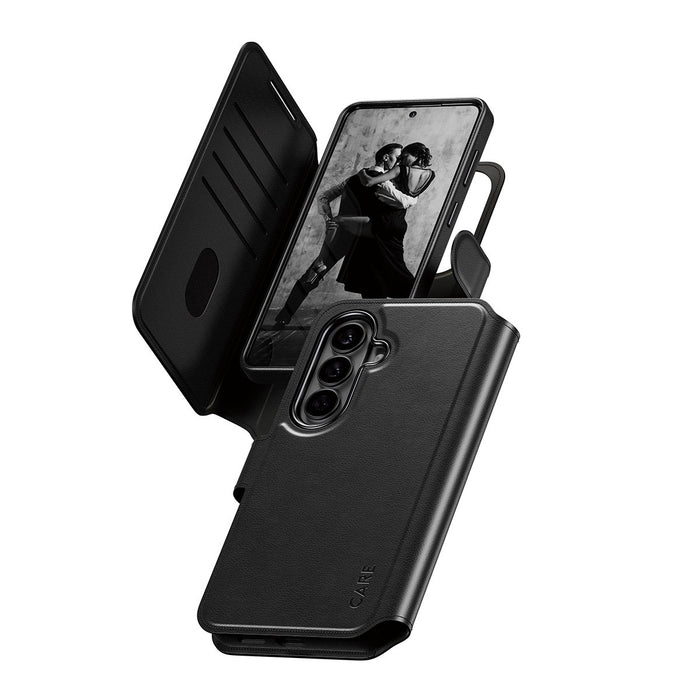 EAN 5715685034053 - PanzerGlass CARE™ by ® Tango 2-in-1 Wallet Case w. Qi Samsung Galaxy S26 funda para teléfono móvil Transp imagen 1