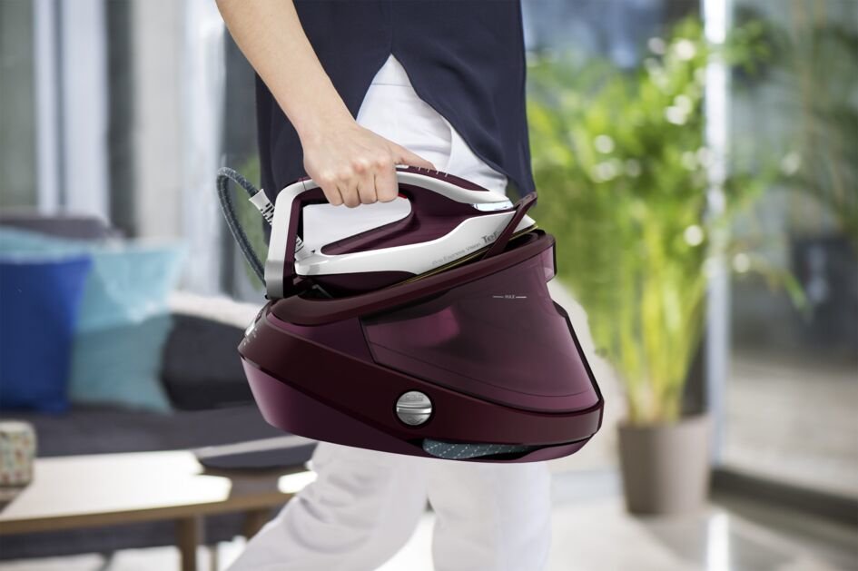 EAN 3121040082645 - Tefal Pro Express Vision GV9810 3000 W 1,1 L Durilium AirGlide Autoclean soleplate Rojo, Blanco imagen 13