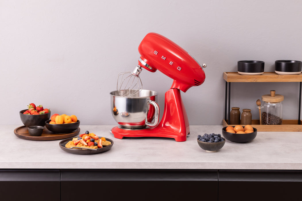 EAN 8017709353766 - Smeg SMF05RDEU batidora Batidora de varillas 1000 W Rojo imagen 15
