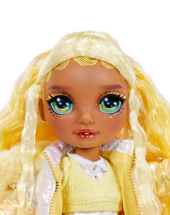 EAN 0035051120858 - Rainbow High Winter Wonderland Doll- Sunny (Yellow) imagen 8