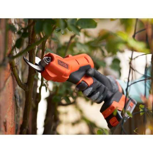 EAN 5035048788462 - Black & Decker Akku-Gartenschere 18V/2.0Ah BCPP18D1 Cizalla eléctrica imagen 8