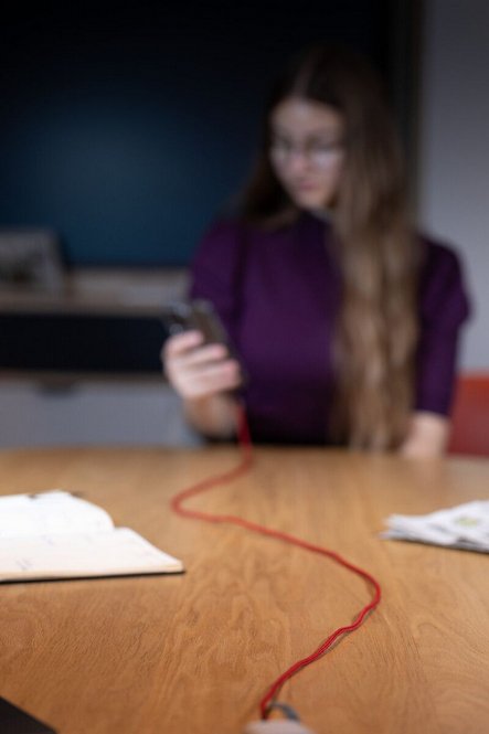 EAN 4024023038075 - TROIKA CBL20/RD cable USB 2 m USB C USB C/Lightning Rojo imagen 2