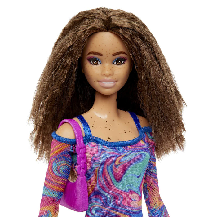 EAN 0194735094394 - Barbie Fashionistas HJT03 muñeca imagen 3