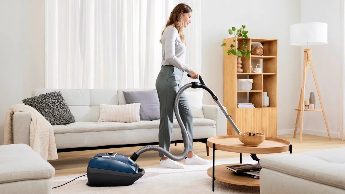 EAN 4242005504985 - Bosch Serie 8 BGL8XPER aspiradora 5 L Aspiradora cilíndrica Secar 700 W Bolsa para el polvo imagen 3