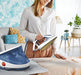 EAN 3121040085103 - Tefal Pro Express Ultimate II GV9710 1,2 L Durilium Airglide Autoclean Ultra Thin soleplate Azul, Blanco imagen 4