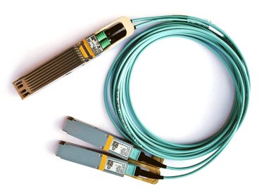 EAN 7290110490072 - Nvidia MFA7U10-H005 Cable de fibra óptica e InfiniBand 5 m 2x QSFP56 Azul imagen 1