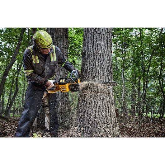 EAN 5035048751572 - DeWALT DCMCS575N-XJ motosierra imagen 6